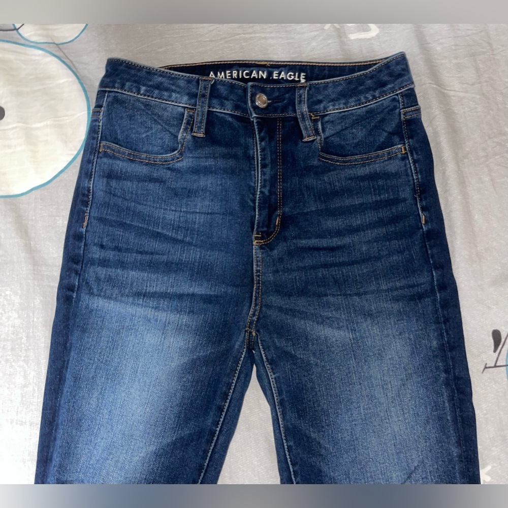 *American Eagle Darkwash Super High Rise Jegging